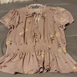 Francesca's blouse, Size L, Plum with floral print